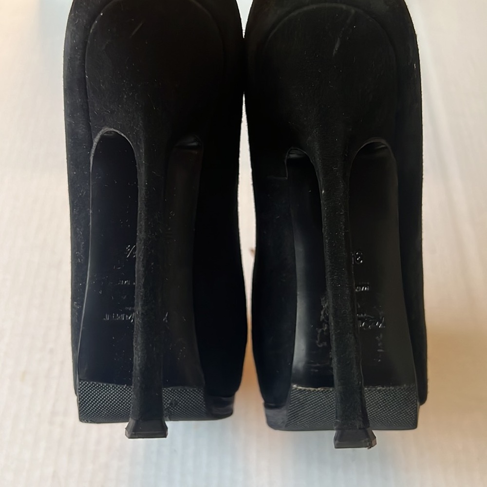 Saint Laurent, YSL Tribute Suede Pumps - Picture 5 of 9